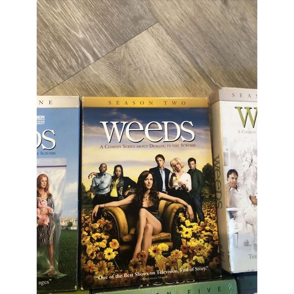 Weeds TV Series Seasons 1-6 DVD set Stoner 420 Showtime Season 5 (NEW) - Picture 3 of 16